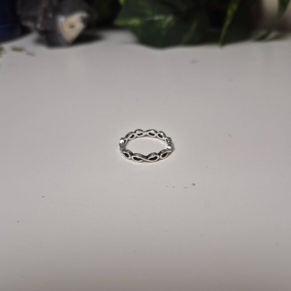 Silver Infinity Ring - Picture 4 of 4